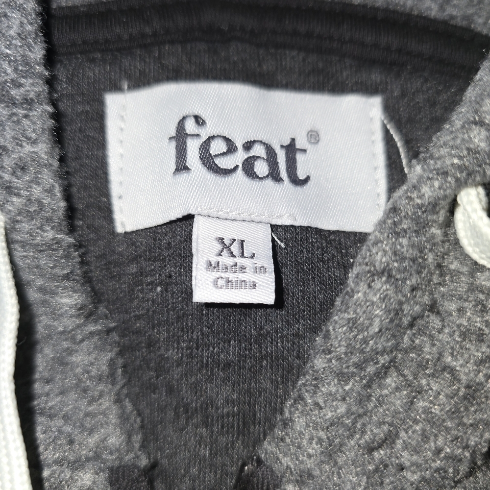 Men's Feat Blanket Hoodie - Picture 2 of 3